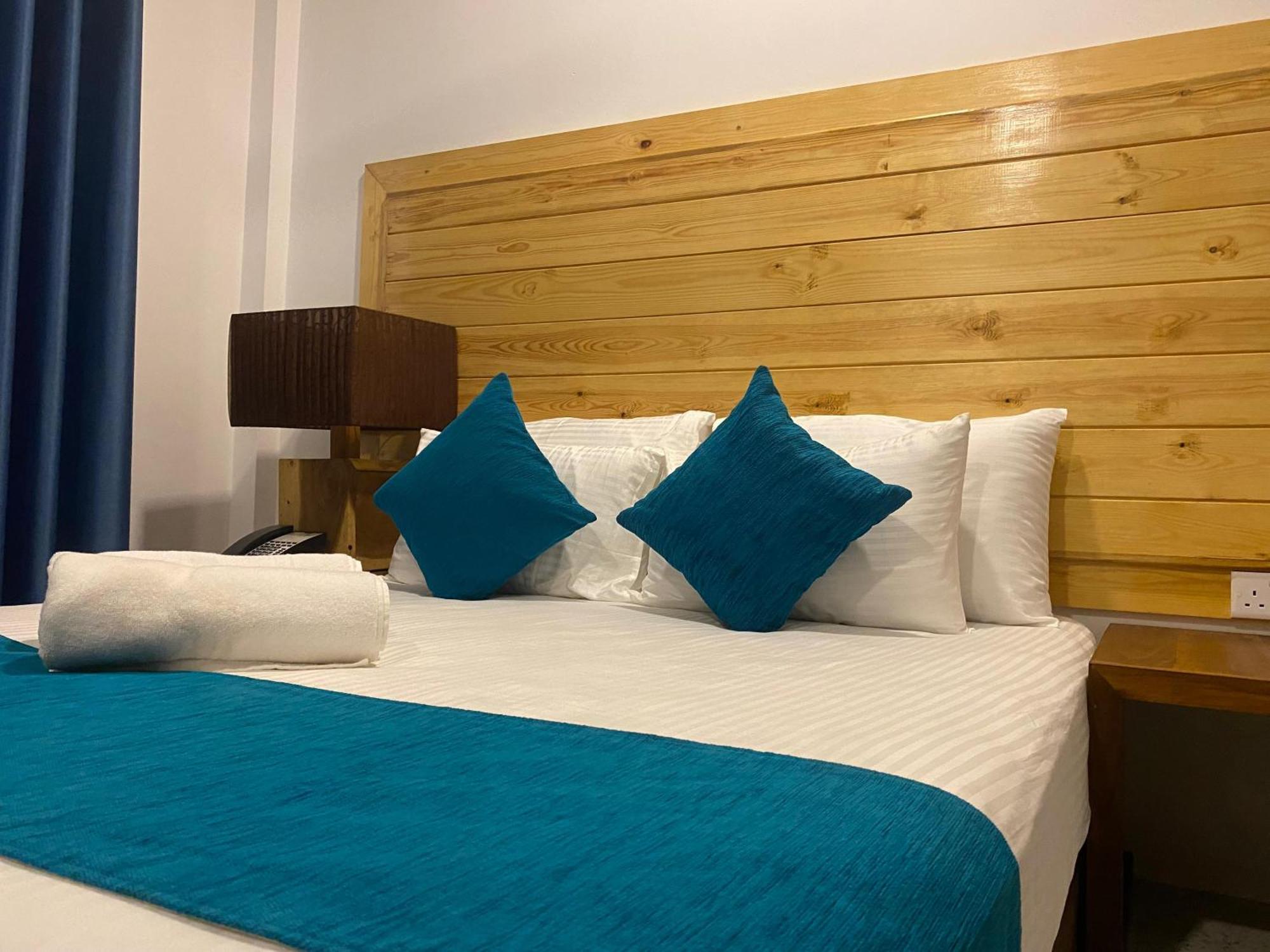 Trinco Beach Resort Trincomalee Dış mekan fotoğraf