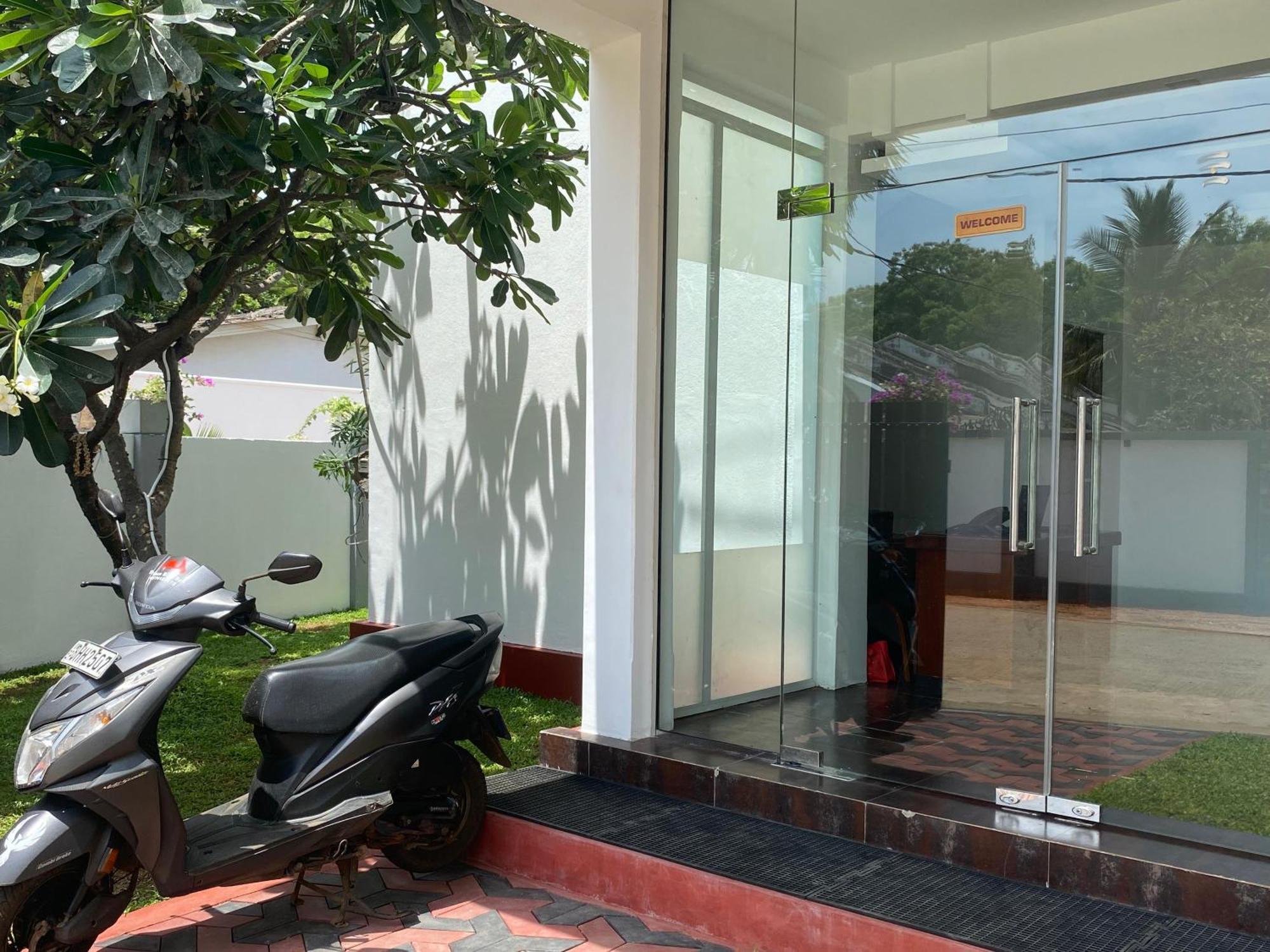 Trinco Beach Resort Trincomalee Dış mekan fotoğraf