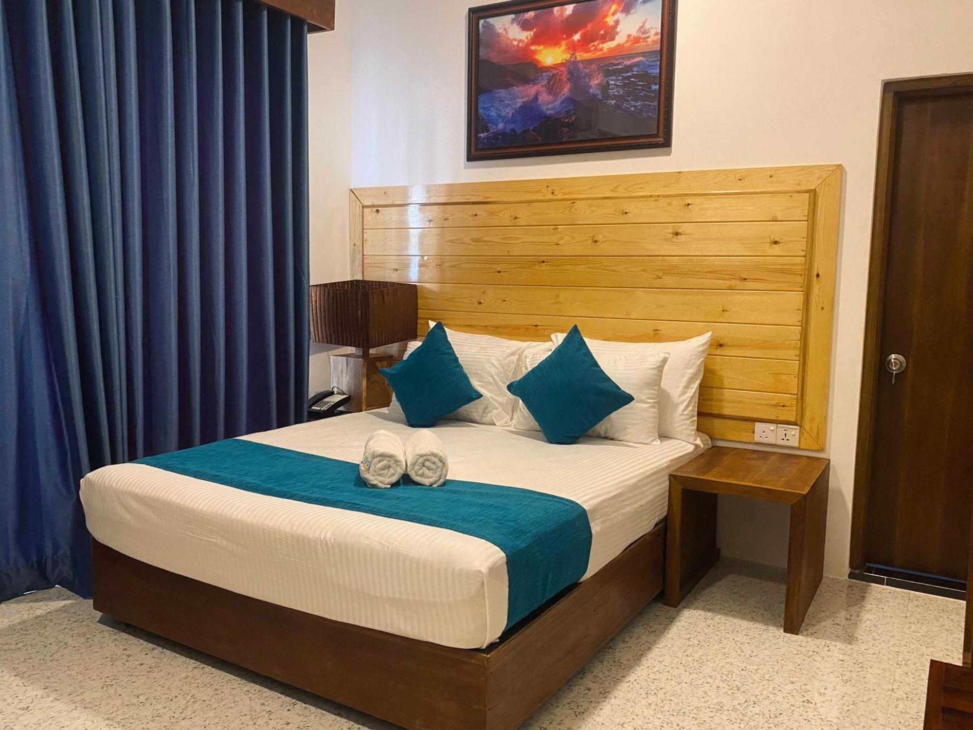 Trinco Beach Resort Trincomalee Dış mekan fotoğraf